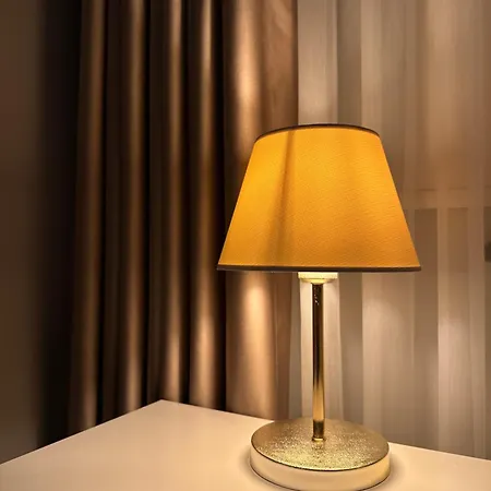 Sabiha Gokcen Airport & Metro Apartamento